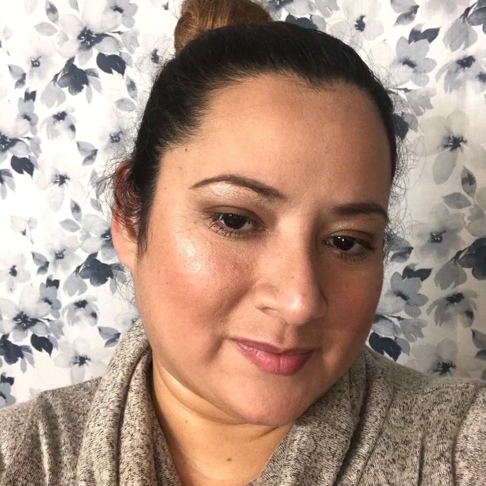 Meet your Posher, Rina